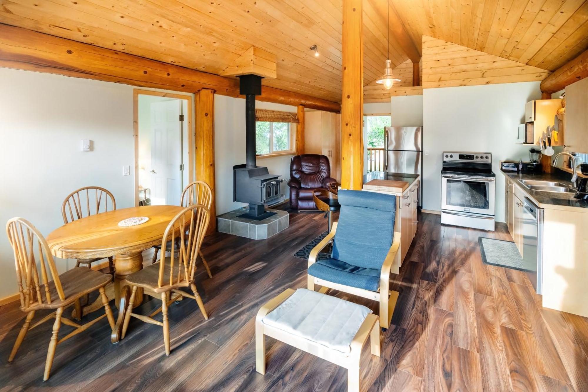 Bella Coola Grizzly Tours And Resort Hagensborg Luaran gambar