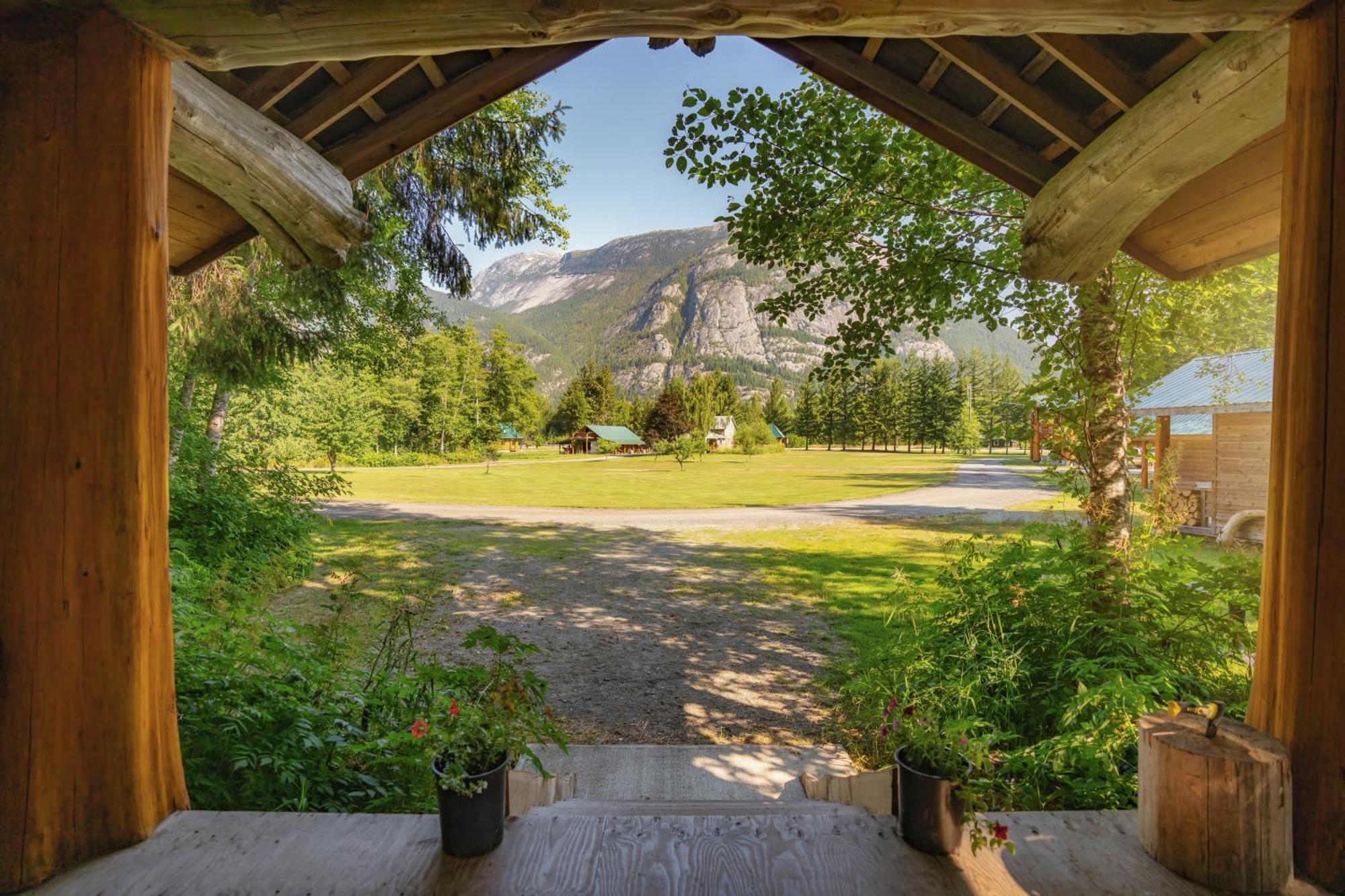 Bella Coola Grizzly Tours And Resort Hagensborg Luaran gambar